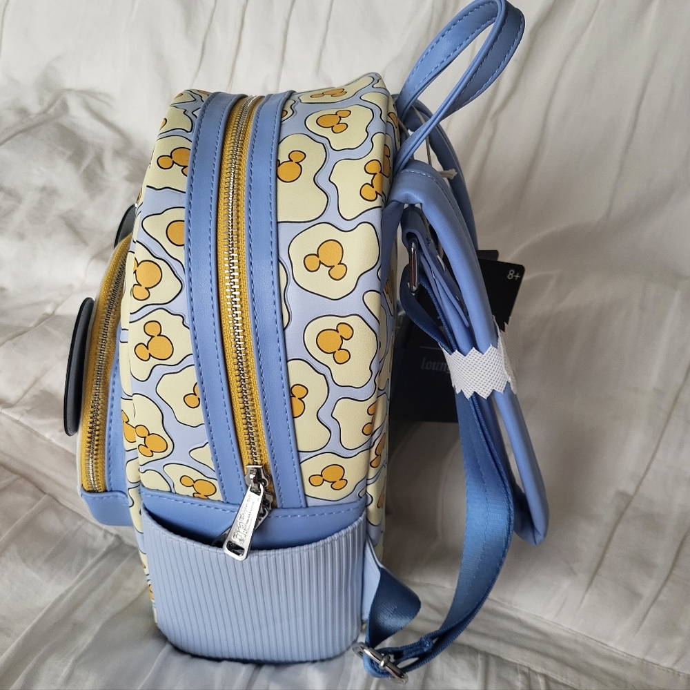 NWT Loungefly Waffle Scented Disney Mickey Mouse Backpack and Matching Wallet - Picture 8 of 16